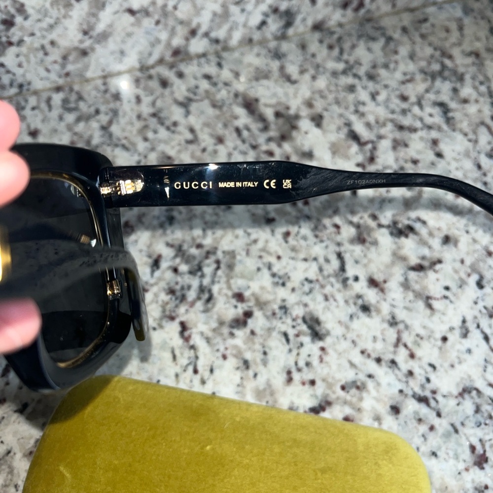 Gucci Black With Gold outlining Sunglasses!!! ☀️ - Picture 4 of 6